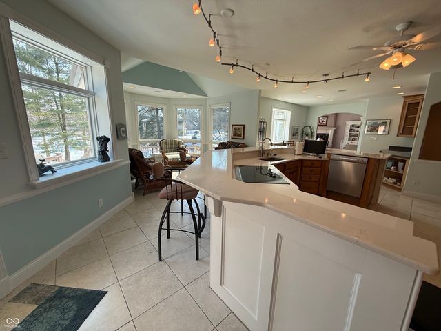 3799 N Foxcliff Drive E, Martinsville, IN 46151