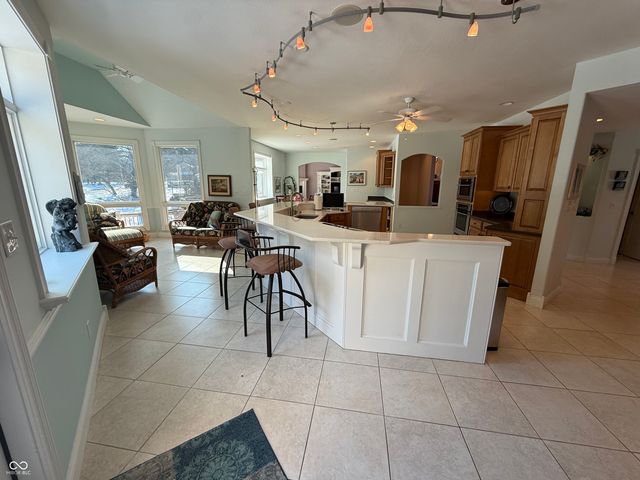 3799 N Foxcliff Drive E, Martinsville, IN 46151