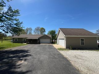 3951 County Lane 119, Carthage, MO 64836