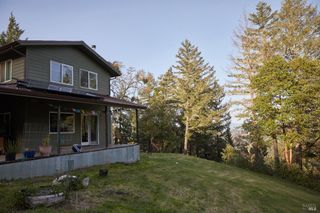 8450 Orr Springs Rd, Ukiah, CA 95482