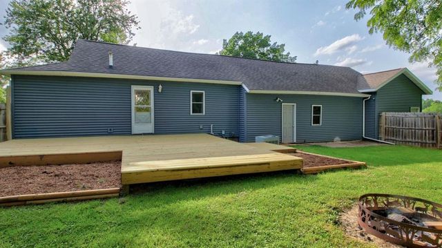815 Woodside Drive, Cornell, WI 54732