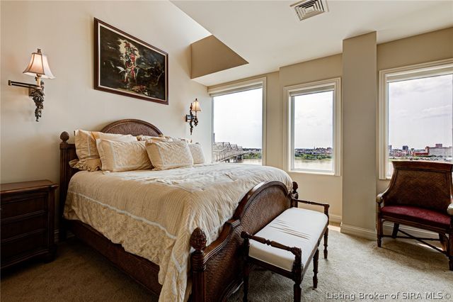 1 Riverpointe Plaza 1112, Jeffersonville, IN 47130