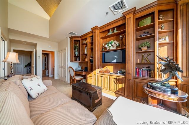 1 Riverpointe Plaza 1112, Jeffersonville, IN 47130