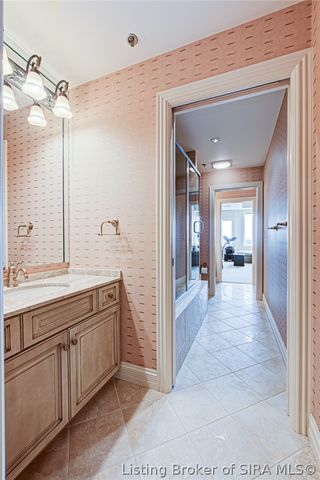 1 Riverpointe Plaza 1112, Jeffersonville, IN 47130