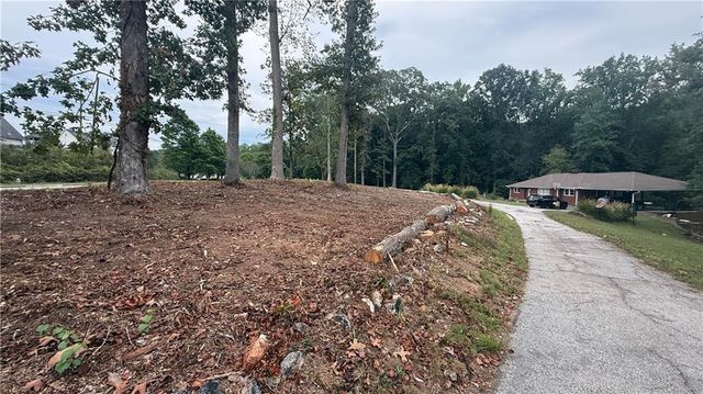5165 Thompson Mill Road, Lithonia, GA 30038
