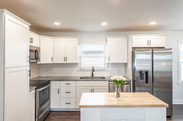 723 S Westland Ave, Gallatin, TN 37066