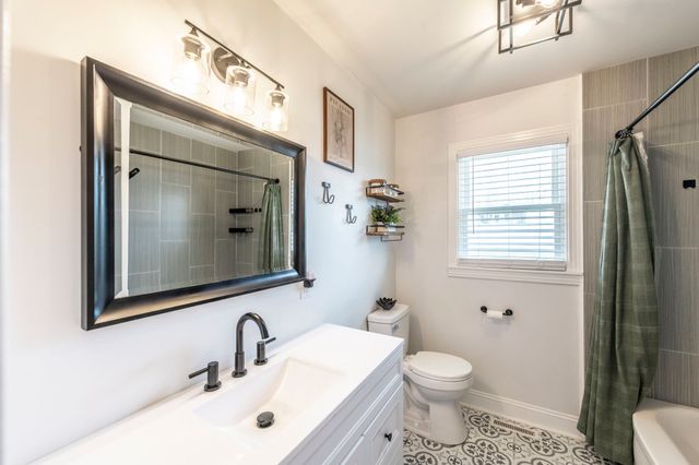 723 S Westland Ave, Gallatin, TN 37066