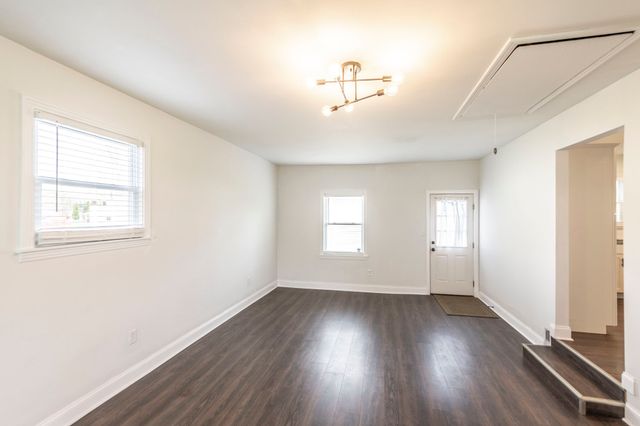 723 S Westland Ave, Gallatin, TN 37066