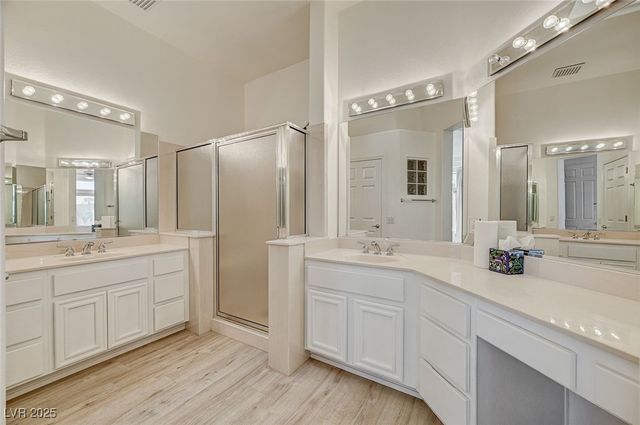 10725 Mission Lakes Avenue, Las Vegas, NV 89134