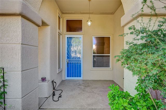 10725 Mission Lakes Avenue, Las Vegas, NV 89134