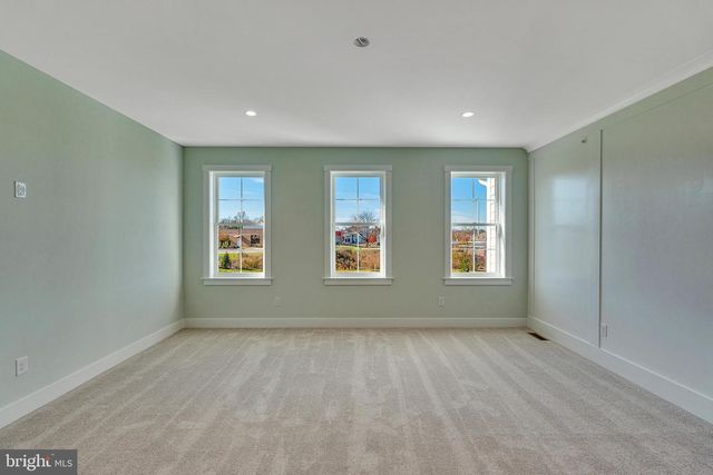 816 BRYCE DR., Horsham, PA 19044