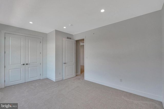 816 BRYCE DR., Horsham, PA 19044