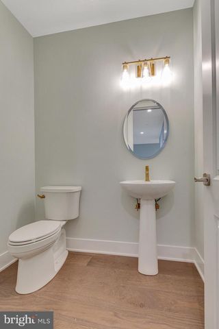 816 BRYCE DR., Horsham, PA 19044