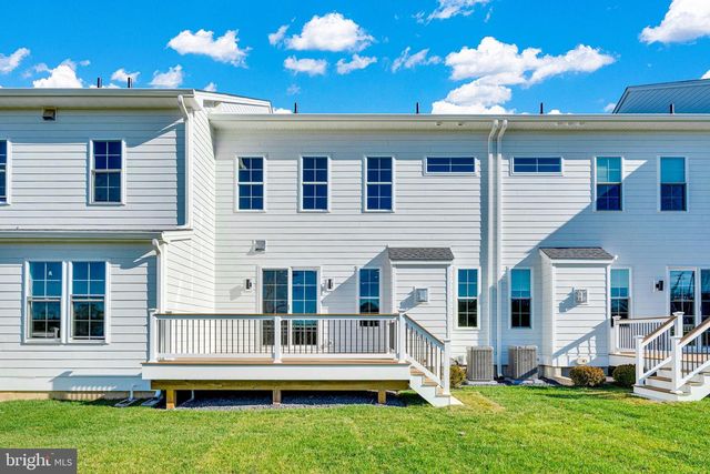 816 BRYCE DR., Horsham, PA 19044