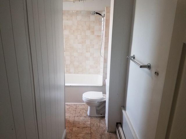 5 Albemarle St 3, Boston, MA 02136