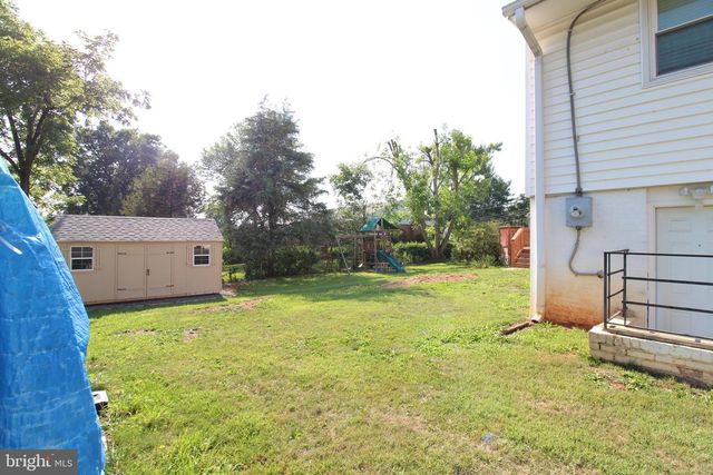 5204 QUEENSBERRY AVE, Springfield, VA 22151
