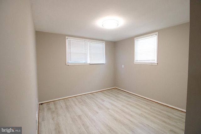 5204 QUEENSBERRY AVE, Springfield, VA 22151
