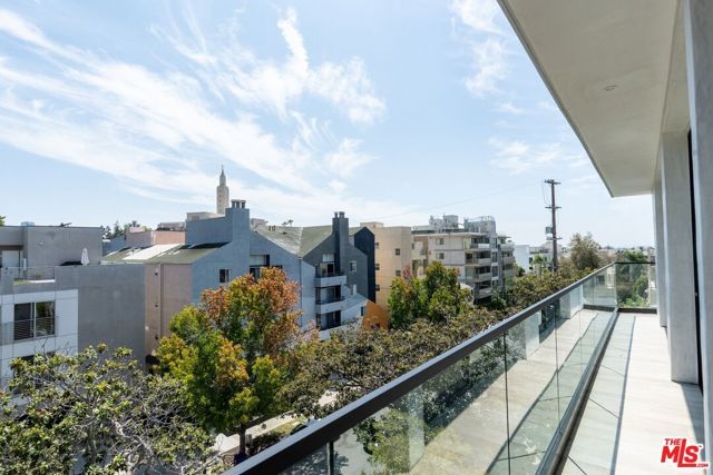 1621 Malcolm Avenue 401, Los Angeles, CA 90024