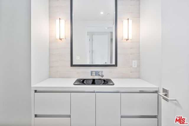 1621 Malcolm Avenue 401, Los Angeles, CA 90024