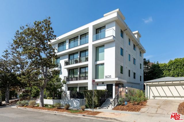 1621 Malcolm Avenue 401, Los Angeles, CA 90024