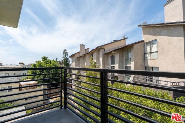 1621 Malcolm Avenue 401, Los Angeles, CA 90024