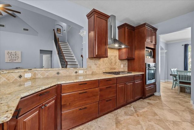 2128 Winding Springs Drive, League City, TX 77573