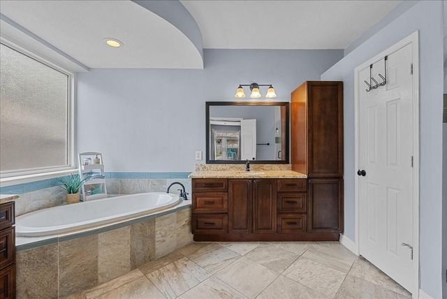 2128 Winding Springs Drive, League City, TX 77573