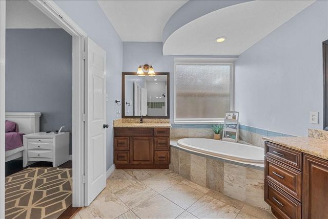 2128 Winding Springs Drive, League City, TX 77573