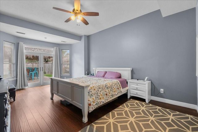 2128 Winding Springs Drive, League City, TX 77573