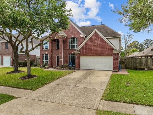 2128 Winding Springs Drive, League City, TX 77573