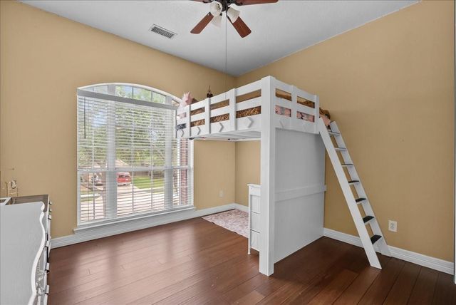 2128 Winding Springs Drive, League City, TX 77573