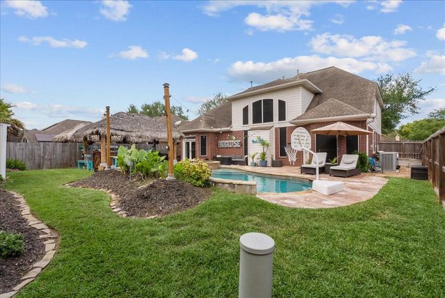2128 Winding Springs Drive, League City, TX 77573