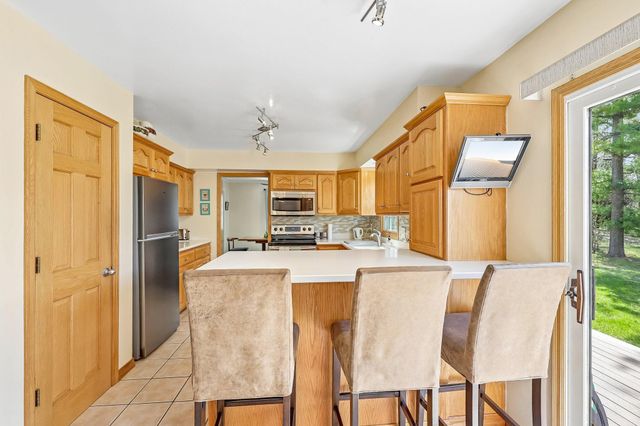 2115 Decatur Avenue N, Golden Valley, MN 55427