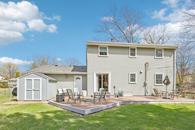 2115 Decatur Avenue N, Golden Valley, MN 55427