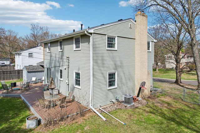2115 Decatur Avenue N, Golden Valley, MN 55427