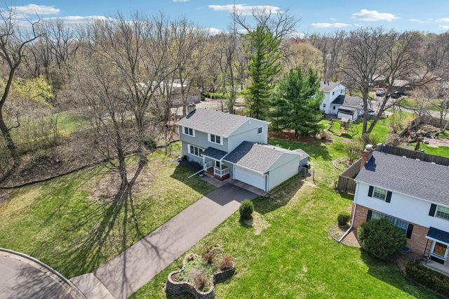 2115 Decatur Avenue N, Golden Valley, MN 55427