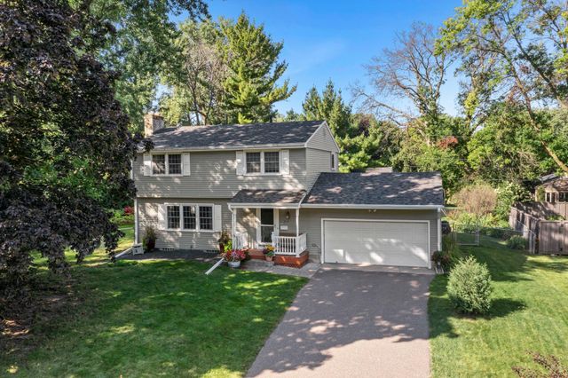2115 Decatur Avenue N, Golden Valley, MN 55427