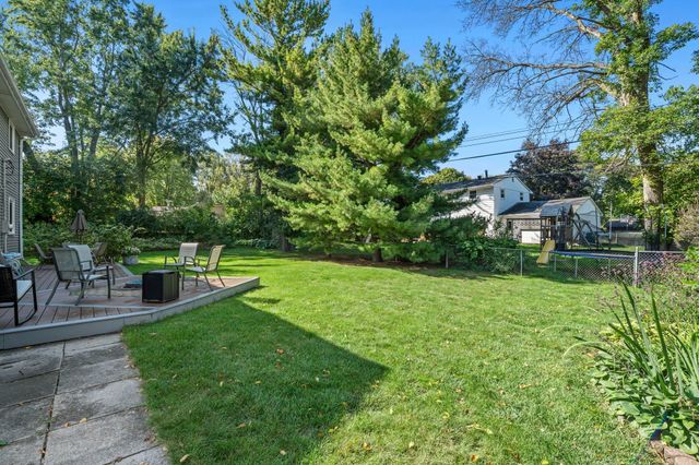 2115 Decatur Avenue N, Golden Valley, MN 55427