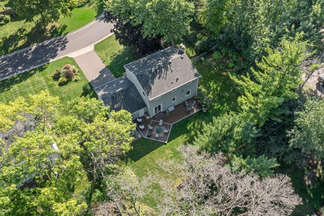 2115 Decatur Avenue N, Golden Valley, MN 55427