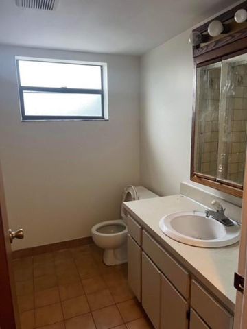 5922 Thomas Street, Hollywood, FL 33021