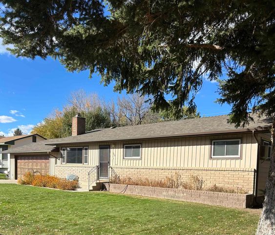 1331 Alpine Ave, Cody, WY 82414 property photo