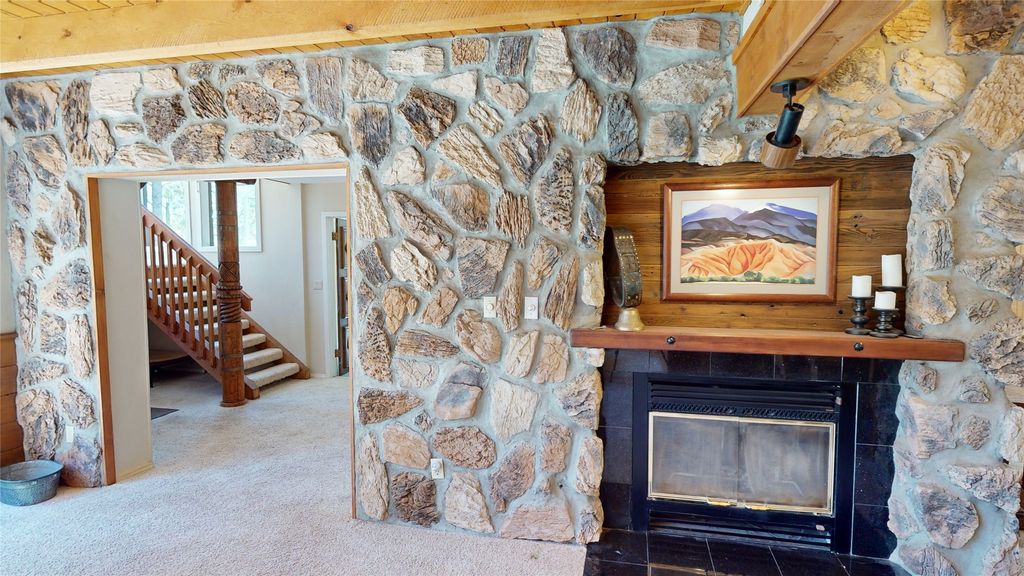 390 Trilobite Trail Jemez Homes and Land, LLC