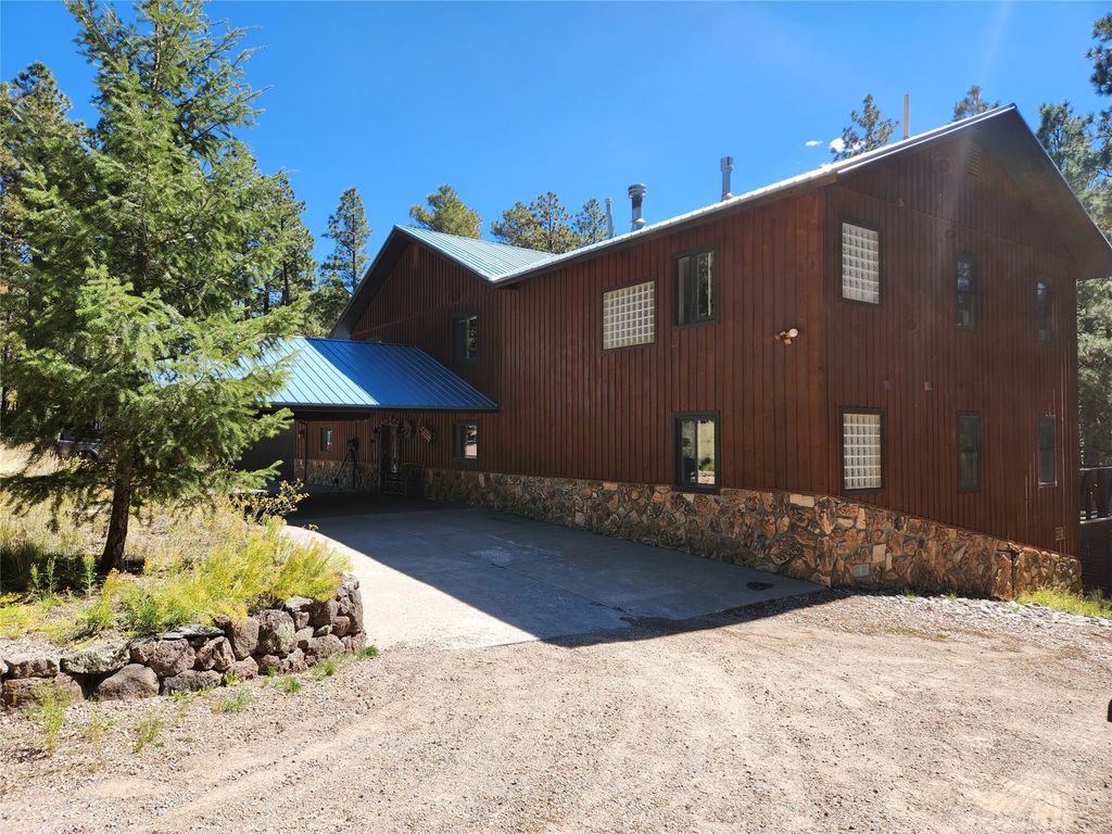 390 Trilobite Trail Jemez Homes and Land, LLC