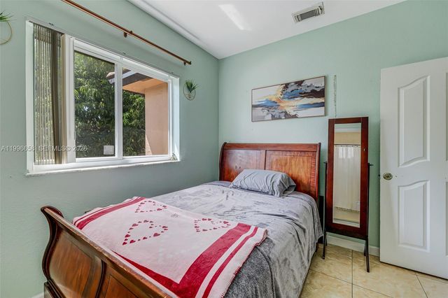 14606 SW 158th Place, Miami, FL 33196