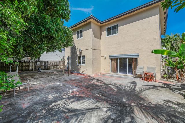 14606 SW 158th Place, Miami, FL 33196