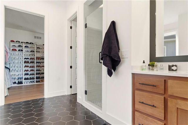 15232 W 171st Terrace, Olathe, KS 66062