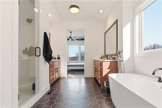 15232 W 171st Terrace, Olathe, KS 66062