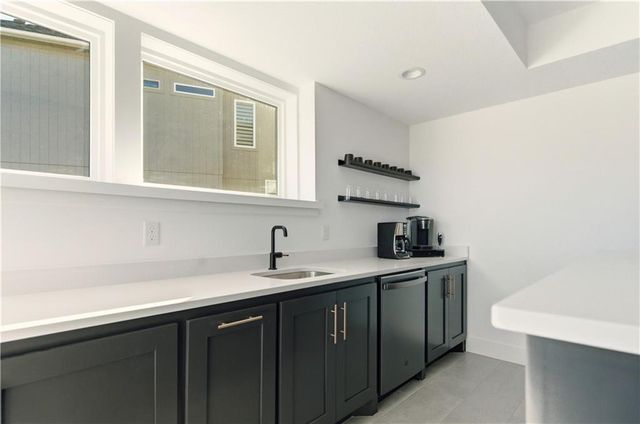 15232 W 171st Terrace, Olathe, KS 66062