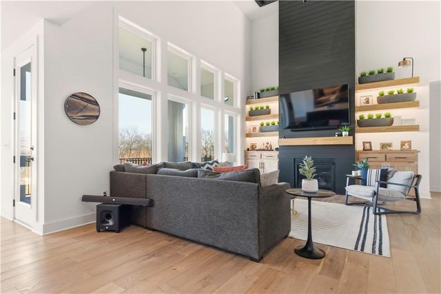 15232 W 171st Terrace, Olathe, KS 66062