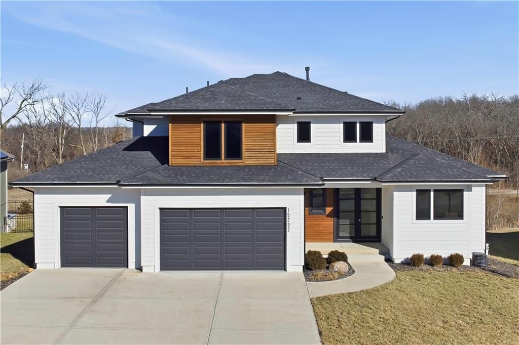 15232 W 171st Terrace, Olathe, KS 66062